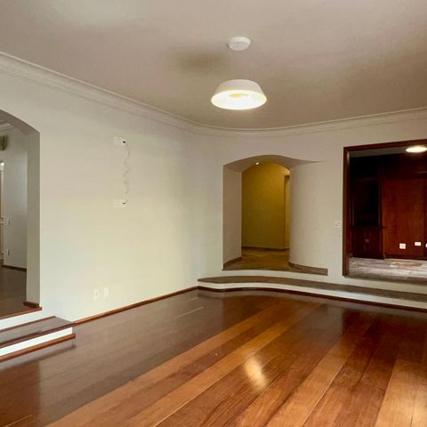Apartamento à venda com 198m², 2 quartos e 2 vagasSala