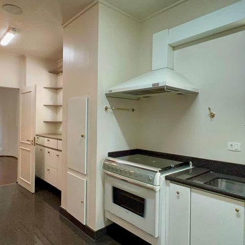Apartamento à venda com 198m², 2 quartos e 2 vagasCozinha