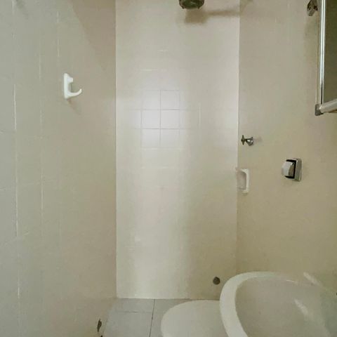 Apartamento à venda com 198m², 2 quartos e 2 vagasBanheiro de serviço