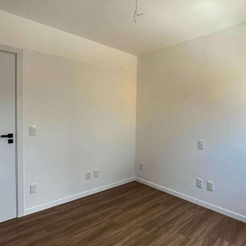 Apartamento à venda com 77m², 3 quartos e 2 vagas