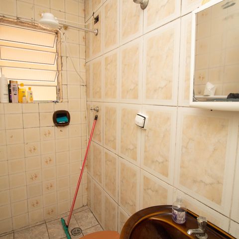 Casa à venda com 148m², 5 quartos e 1 vaga Casa à venda com 148m², 5 quartos e 1 vagaCasa 3 - Banheiro