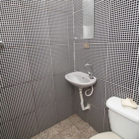 Casa à venda com 148m², 5 quartos e 1 vaga Casa à venda com 148m², 5 quartos e 1 vagaCasa 1 - Banheiro