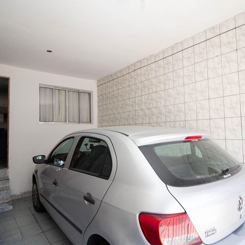 Casa à venda com 148m², 5 quartos e 1 vaga Casa à venda com 148m², 5 quartos e 1 vagaGaragem