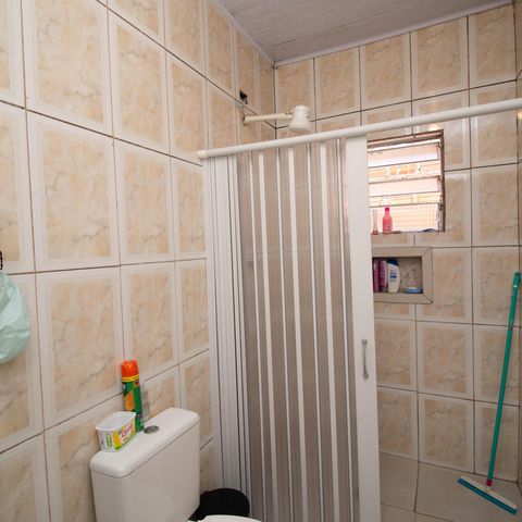 Casa à venda com 148m², 5 quartos e 1 vaga Casa à venda com 148m², 5 quartos e 1 vagaCasa 4 - Banheiro