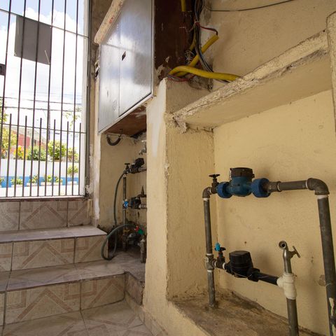 Casa à venda com 148m², 5 quartos e 1 vaga Casa à venda com 148m², 5 quartos e 1 vagaQuintal