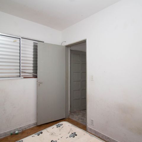 Casa à venda com 148m², 5 quartos e 1 vaga Casa à venda com 148m², 5 quartos e 1 vagaCasa 1 - Quarto