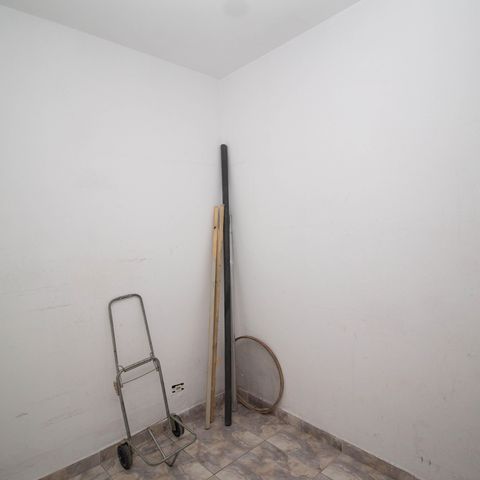 Casa à venda com 148m², 5 quartos e 1 vaga Casa à venda com 148m², 5 quartos e 1 vagaCasa 1 - Cozinha
