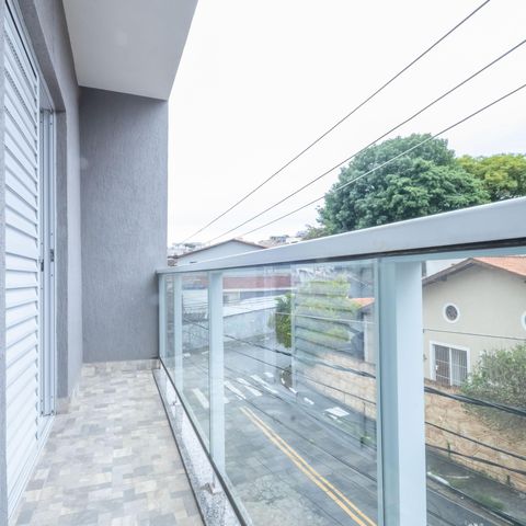 Casa à venda com 140m², 3 quartos e 4 vagas Casa à venda com 140m², 3 quartos e 4 vagasSacada