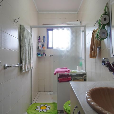 Casa para alugar com 135m², 3 quartos e 2 vagasBanheiro da Suíte