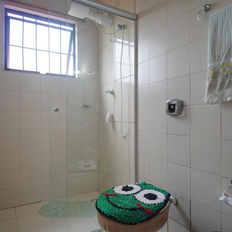 Casa para alugar com 135m², 3 quartos e 2 vagasBanheiro