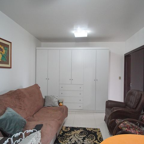 Casa para alugar com 135m², 3 quartos e 2 vagasSuíte
