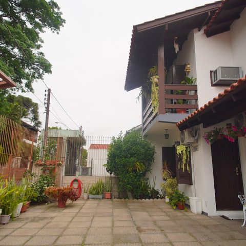 Casa para alugar com 135m², 3 quartos e 2 vagasQuintal