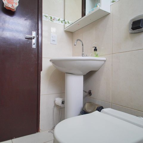 Casa para alugar com 135m², 3 quartos e 2 vagasBanheiro de Serviço
