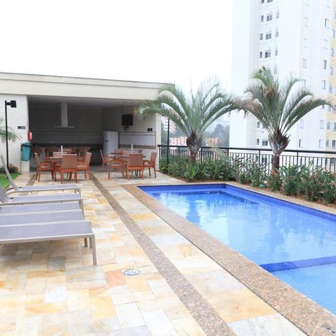 Apartamento à venda com 100m², 2 quartos e 2 vagas Apartamento à venda com 100m², 2 quartos e 2 vagasÁrea comum - Piscina