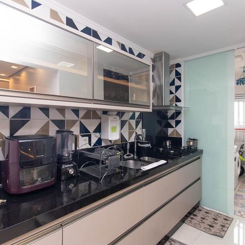 Apartamento à venda com 100m², 2 quartos e 2 vagas Apartamento à venda com 100m², 2 quartos e 2 vagasCozinha