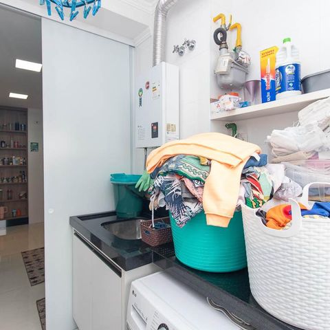 Apartamento à venda com 100m², 2 quartos e 2 vagas Apartamento à venda com 100m², 2 quartos e 2 vagasÁrea de Serviço