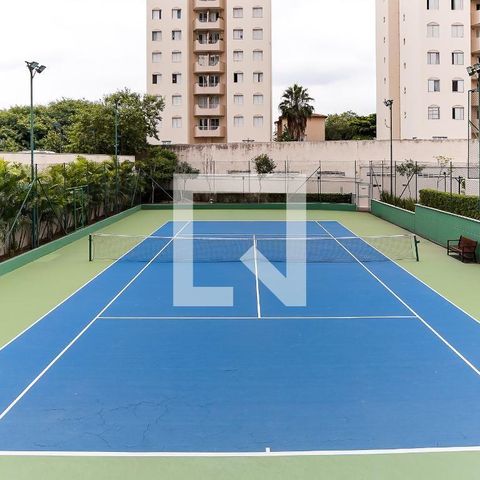 Apartamento à venda com 100m², 2 quartos e 2 vagas Apartamento à venda com 100m², 2 quartos e 2 vagasÁrea comum - Quadra