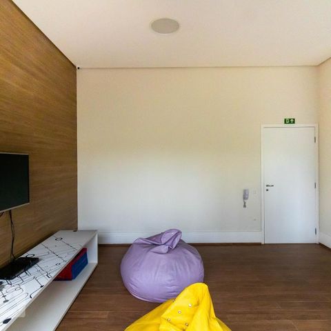 Apartamento à venda com 100m², 2 quartos e 2 vagas Apartamento à venda com 100m², 2 quartos e 2 vagasÁrea comum - Brinquedoteca