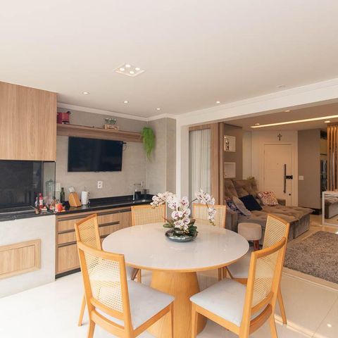 Apartamento à venda com 100m², 2 quartos e 2 vagas Apartamento à venda com 100m², 2 quartos e 2 vagasVaranda gourmet