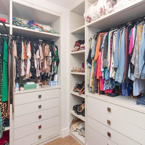 Apartamento à venda com 100m², 2 quartos e 2 vagas Apartamento à venda com 100m², 2 quartos e 2 vagasCloset da suíte 1