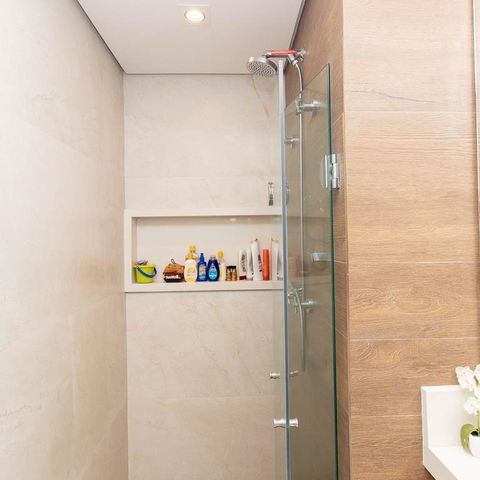 Apartamento à venda com 100m², 2 quartos e 2 vagas Apartamento à venda com 100m², 2 quartos e 2 vagasBanheiro da Suíte 2
