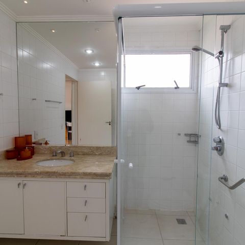 Apartamento para alugar com 50m², 1 quarto e 2 vagas Apartamento para alugar com 50m², 1 quarto e 2 vagasBanheiro Social