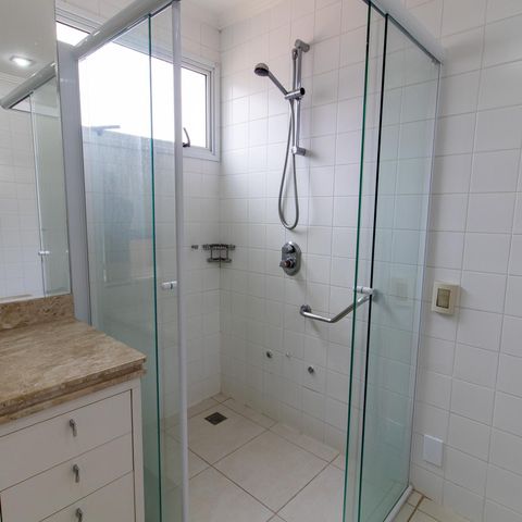 Apartamento para alugar com 50m², 1 quarto e 2 vagas Apartamento para alugar com 50m², 1 quarto e 2 vagasBanheiro Social