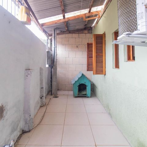 Casa à venda com 65m², 1 quarto e 1 vagaQuintal