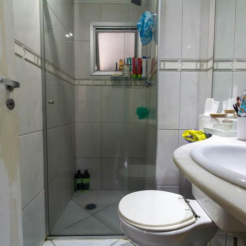 Apartamento à venda com 80m², 3 quartos e 2 vagas Apartamento à venda com 80m², 3 quartos e 2 vagasBanheiro 2