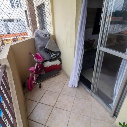 Apartamento à venda com 80m², 3 quartos e 2 vagas Apartamento à venda com 80m², 3 quartos e 2 vagasVaranda