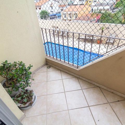Apartamento à venda com 80m², 3 quartos e 2 vagas Apartamento à venda com 80m², 3 quartos e 2 vagasVaranda