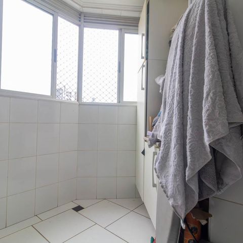 Apartamento à venda com 80m², 3 quartos e 2 vagas Apartamento à venda com 80m², 3 quartos e 2 vagasÁrea de Serviço