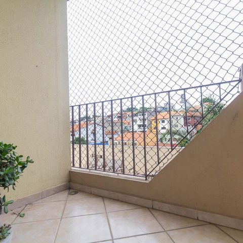 Apartamento à venda com 80m², 3 quartos e 2 vagas Apartamento à venda com 80m², 3 quartos e 2 vagasVaranda