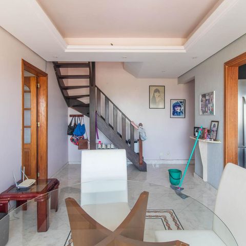 Apartamento à venda com 120m², 4 quartos e sem vagaSala