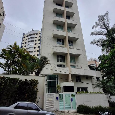 Apartamento à venda com 88m², 1 quarto e 2 vagas Apartamento à venda com 88m², 1 quarto e 2 vagasFachada