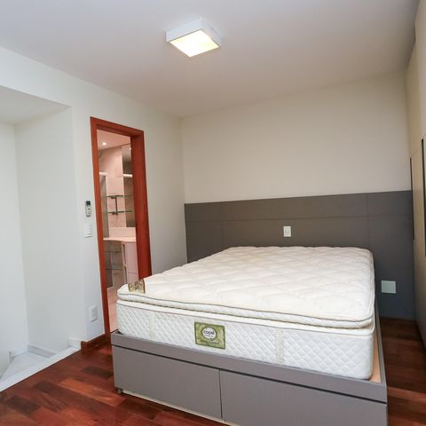 Apartamento à venda com 88m², 1 quarto e 2 vagas Apartamento à venda com 88m², 1 quarto e 2 vagassuíte