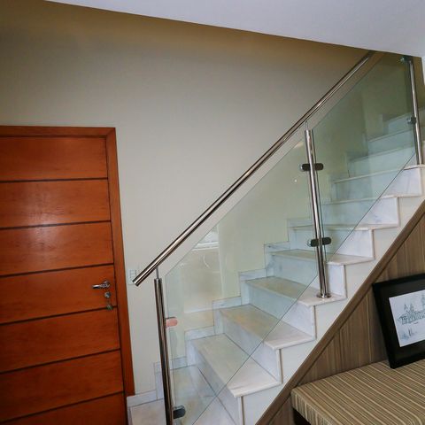 Apartamento à venda com 88m², 1 quarto e 2 vagas Apartamento à venda com 88m², 1 quarto e 2 vagassuíte escada