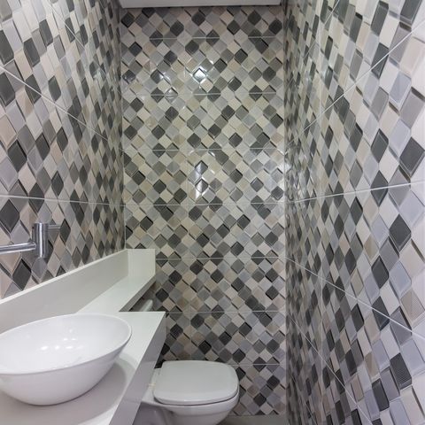Apartamento à venda com 65m², 3 quartos e 1 vaga Apartamento à venda com 65m², 3 quartos e 1 vagaBanheiro de Serviço