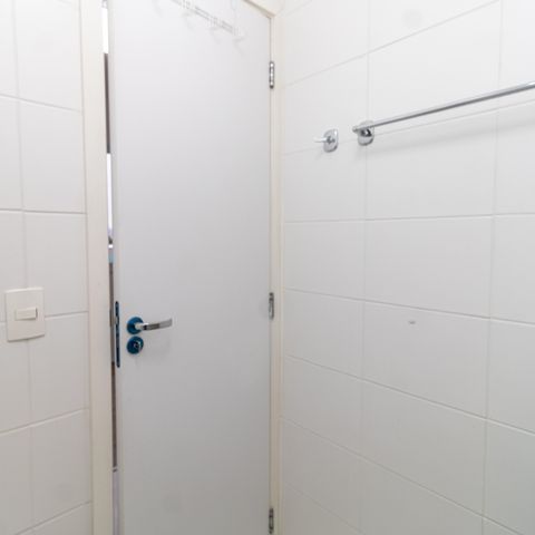 Apartamento à venda com 58m², 2 quartos e 1 vaga Apartamento à venda com 58m², 2 quartos e 1 vagaBanheiro da Suíte