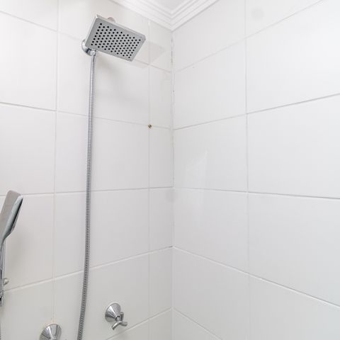 Apartamento à venda com 58m², 2 quartos e 1 vaga Apartamento à venda com 58m², 2 quartos e 1 vagaBanheiro da Suíte