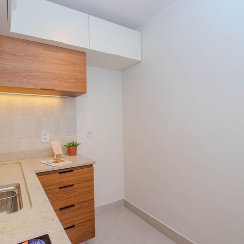 Apartamento à venda com 73m², 2 quartos e sem vaga Apartamento à venda com 73m², 2 quartos e sem vagaCozinha e Área de Serviço