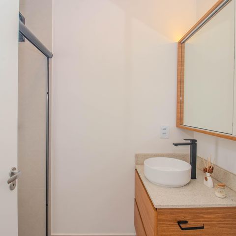 Apartamento à venda com 73m², 2 quartos e sem vaga Apartamento à venda com 73m², 2 quartos e sem vagaBanheiro