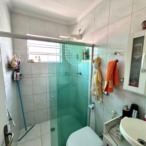 Apartamento à venda com 60m², 2 quartos e 1 vaga Apartamento à venda com 60m², 2 quartos e 1 vagaBanheiro