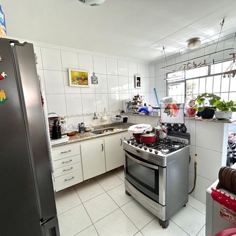 Apartamento à venda com 60m², 2 quartos e 1 vaga Apartamento à venda com 60m², 2 quartos e 1 vagaCozinha