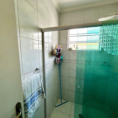 Apartamento à venda com 60m², 2 quartos e 1 vaga Apartamento à venda com 60m², 2 quartos e 1 vagaBanheiro