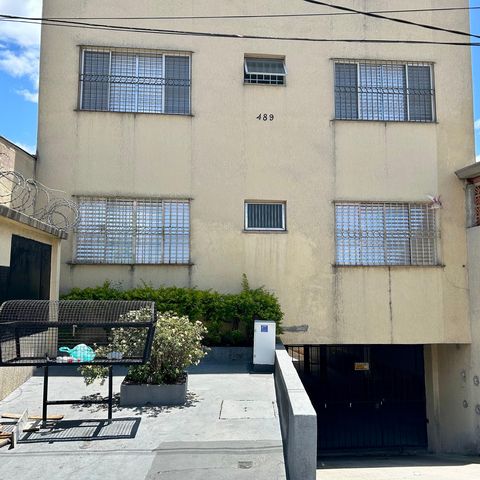 Apartamento à venda com 60m², 2 quartos e 1 vaga Apartamento à venda com 60m², 2 quartos e 1 vagaPlaca Instalada na Fachada do Imóvel