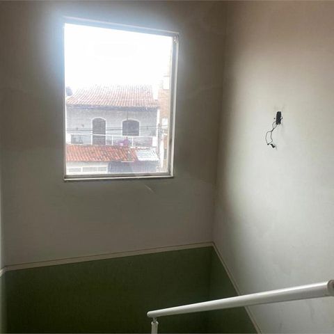 Casa à venda com 184m², 3 quartos e 4 vagas