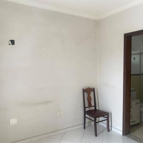 Casa à venda com 184m², 3 quartos e 4 vagas