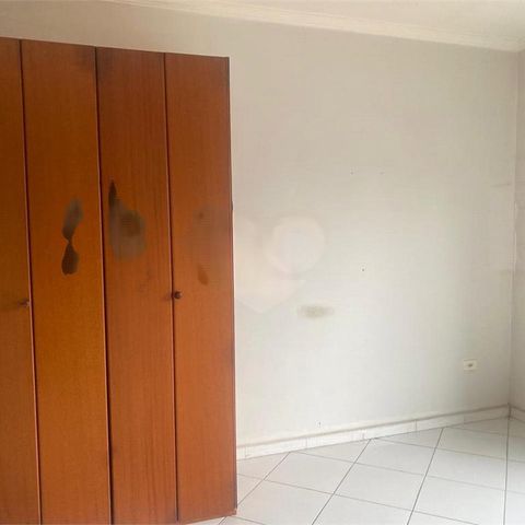 Casa à venda com 184m², 3 quartos e 4 vagas