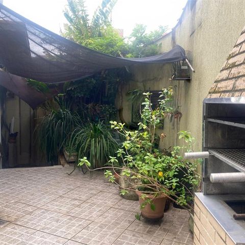 Casa à venda com 184m², 3 quartos e 4 vagas